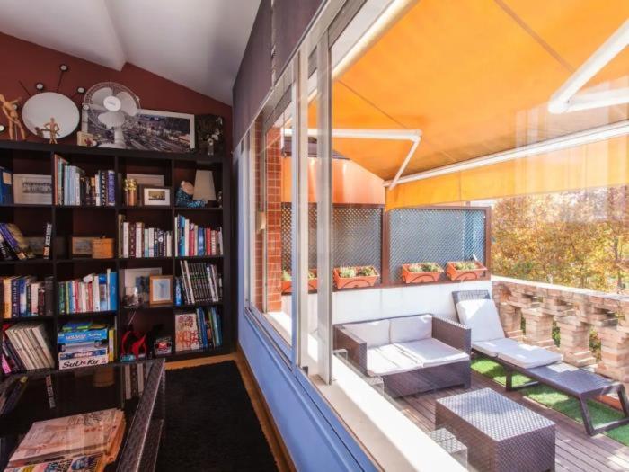 Spectacular Penthouse With Private Terrace Appartement *